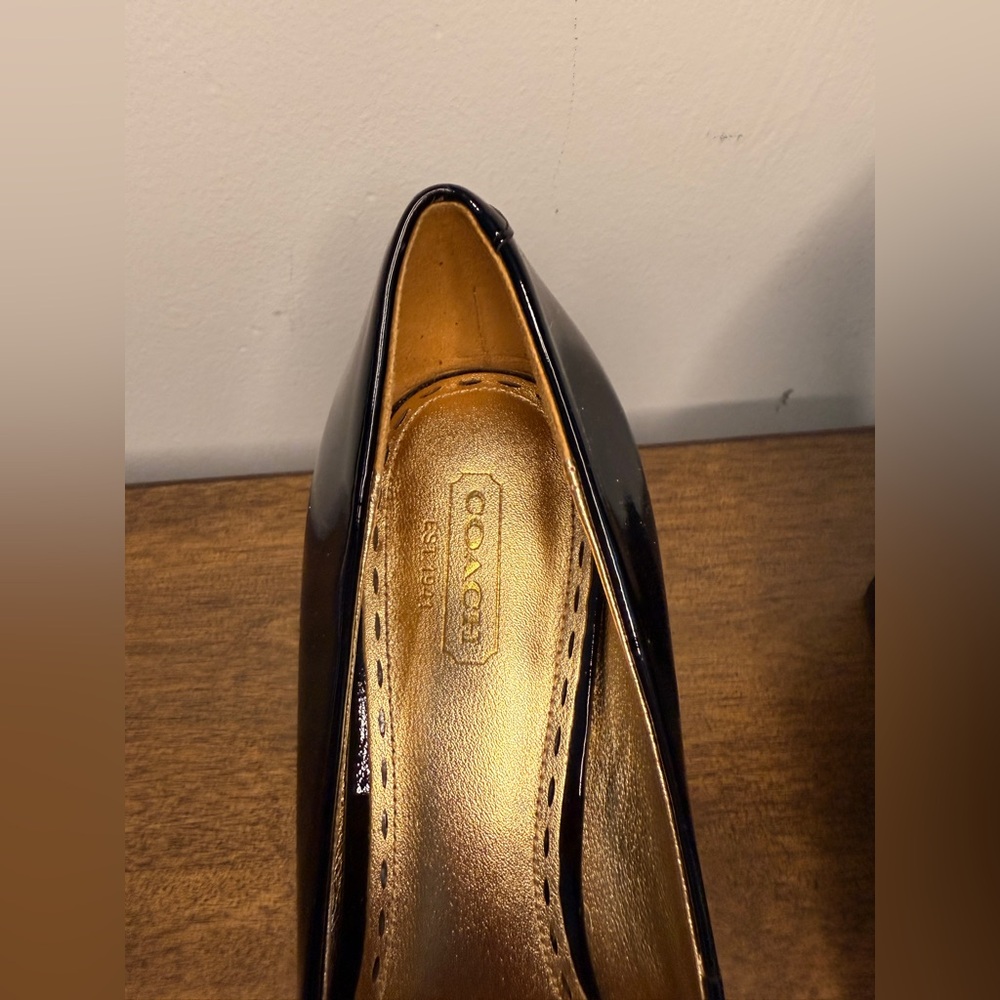 Coach Black Patent Leather High Heel Pumps Size 8.5 - Picture 3 of 7